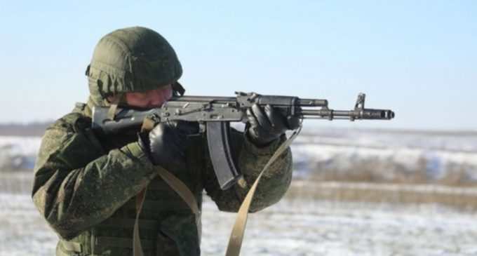 Російські розвідники тренувалися у стрільбі біля кордону України