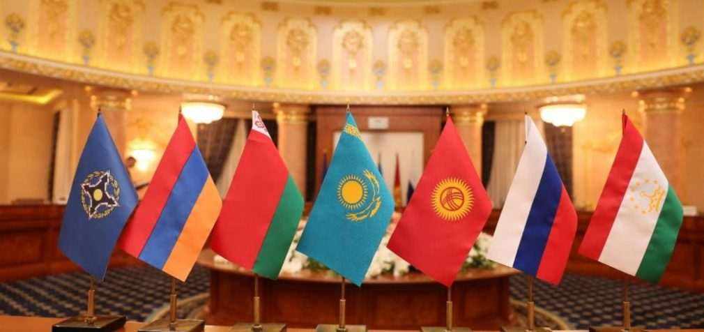 Росія направила військових до Казахстану. Вони увійдуть до складу “миротворців” від ОДКБ