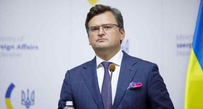 Кулеба обговорив з главою МЗС Британії російську агресію проти України