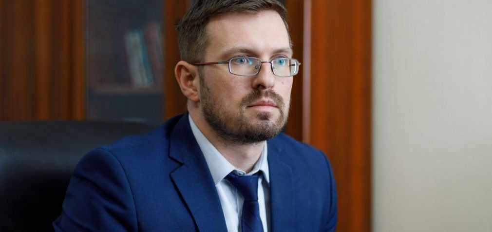 Можливо все. У МОЗ оцінили ймовірність локдауну в Україні через “Омікрон”