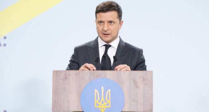 Зеленський про вступ до НАТО: на жаль, залежить не від України
