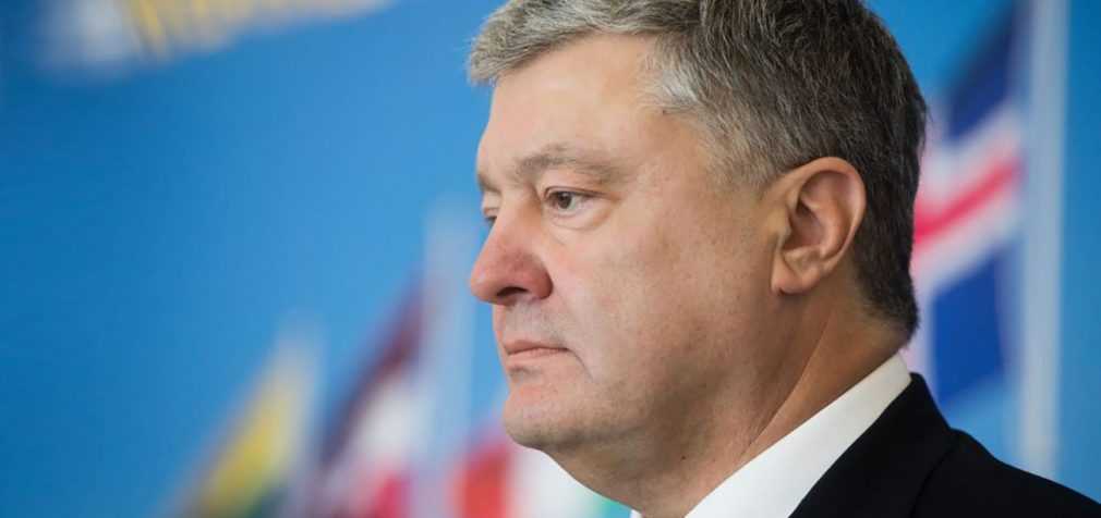 Порошенко повернувся в Україну