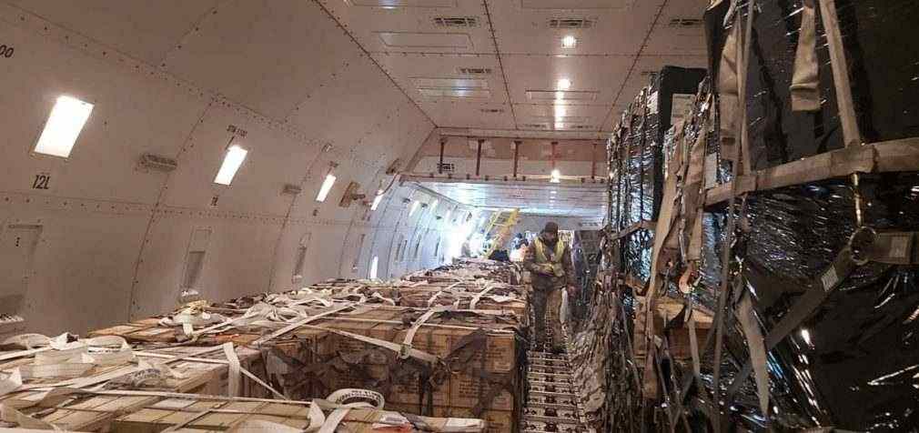 Понад 80 тонн боєприпасів: в Україну прибула четверта партія допомоги від США