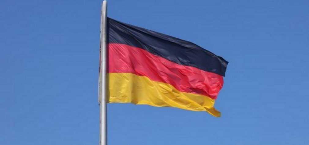 Слідом за США: Німеччина готує план евакуації сімей дипломатів з України