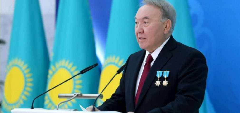 У Назарбаєва спростували втечу з Казахстану, він знаходиться в столиці