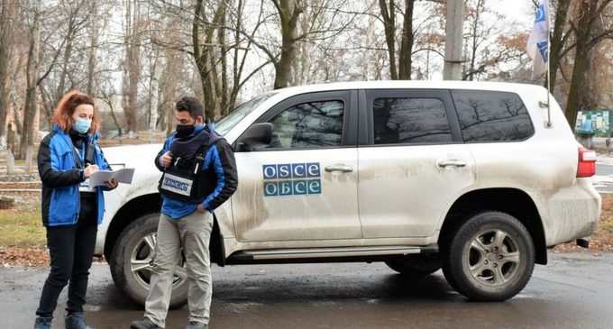 Скупчення техніки бойовиків на Донбасі: ОБСЄ помітила “Гради”, танки і гаубиці