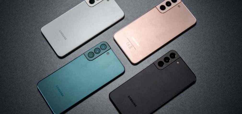 Samsung показала нові смартфони Galaxy S22 і Galaxy S22+