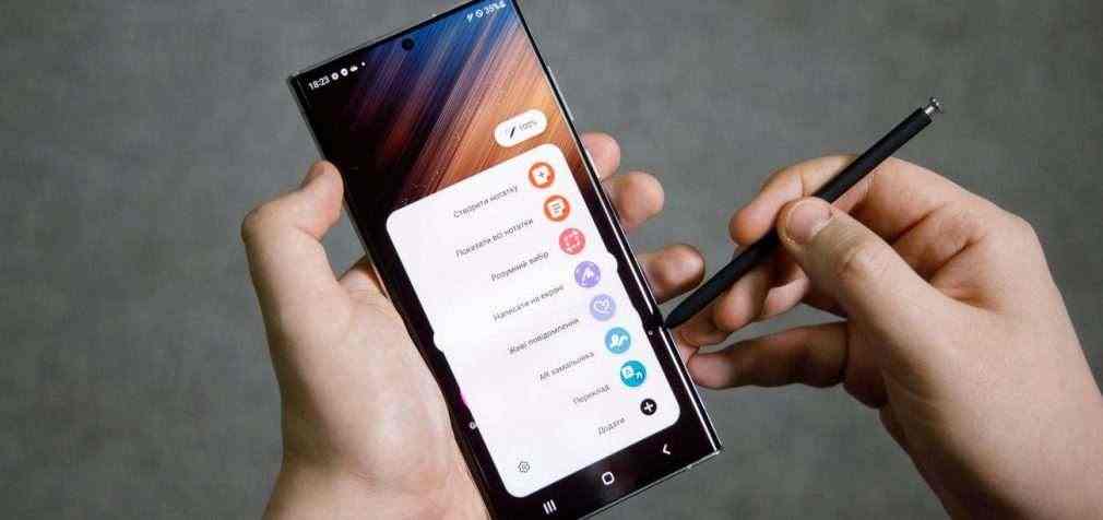 Samsung показала флагман Galaxy S22 Ultra: характеристики смартфона