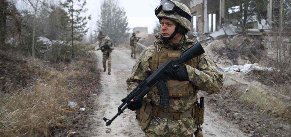 Запрацювала “гаряча лінія” територіальної оборони: що на ній можна дізнатися