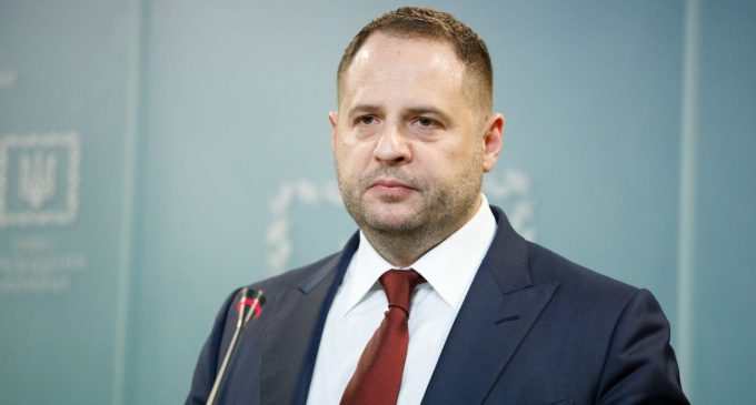 Єрмак прибув до Берліну на зустріч політрадників “нормандської четвірки”