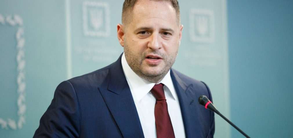 Нормандська зустріч радників триває вже сьому годину. Брифінг Єрмака перенесли