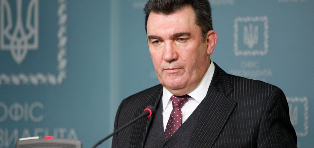 “Є чітка процедура”. Данілов розповів, як діятиме влада у разі вторгнення Росії