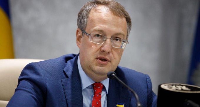 МВС розцінює пошкодження ліній Vodafone на Донбасі як диверсію. Порушено справи