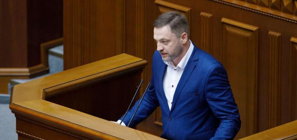 Справу про ДТП з машиною Ярославського хотіли сфальсифікувати. Звільнено начальника поліції