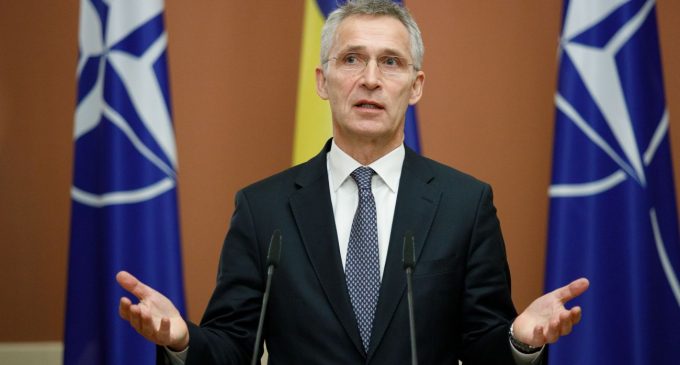Деескалації не бачимо: в НАТО відреагували на відвід частини військ РФ від кордонів України