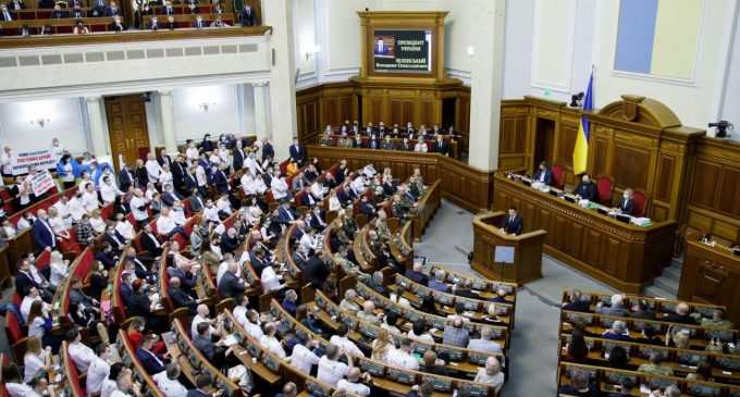 Територіальна оборона та індексація пенсій. Рада повертається з карантину: що розглянуть