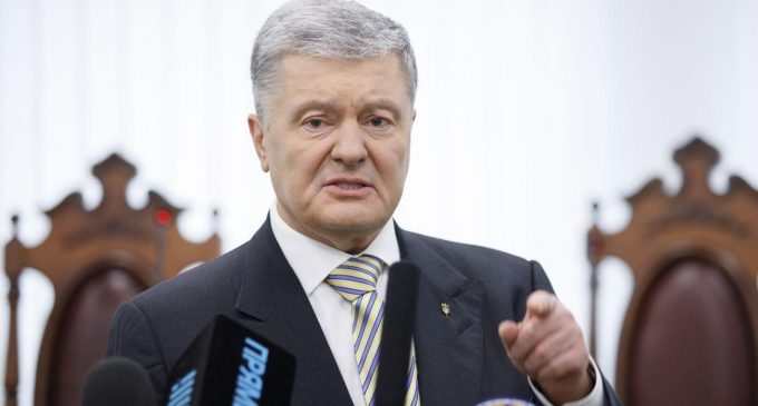 Суд залишив без змін запобіжний захід для Порошенка