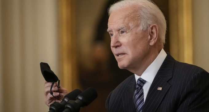Байден – Путіну: США відкриті до дипломатії, але готові й до інших сценаріїв
