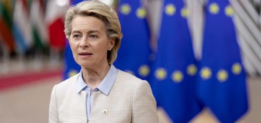 ЄС профінансує закупівлю та постачання зброї Україні