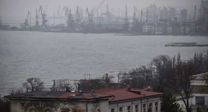 У Маріуполі посилилися бої. На місто рухаються російські танки