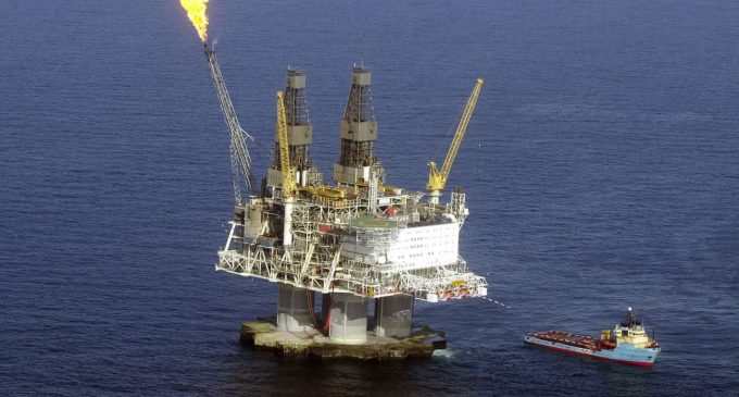 Нафта подорожчала до семирічного максимуму через загрозу вторгнення Росії в Україну