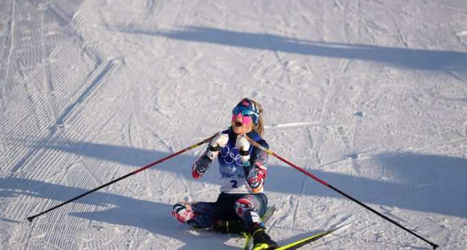 Норвезька лижниця взяла перше “золото” зимової Олімпіади-2022