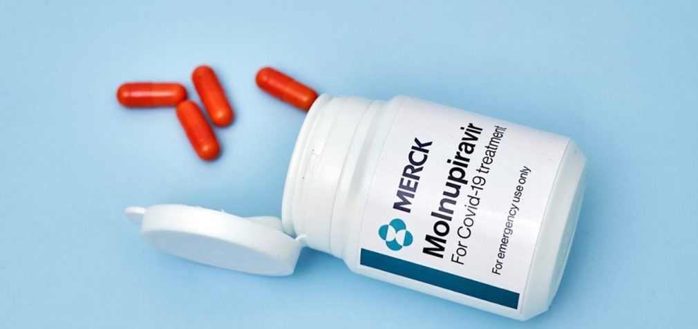 Україна отримає партію “Молнупіравіра”: що відомо про таблетки від COVID