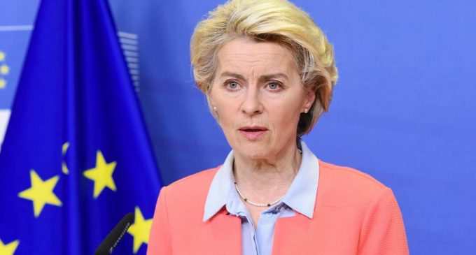 Захід впровадив нові санкції проти Росії: не лише відключення від SWIFT