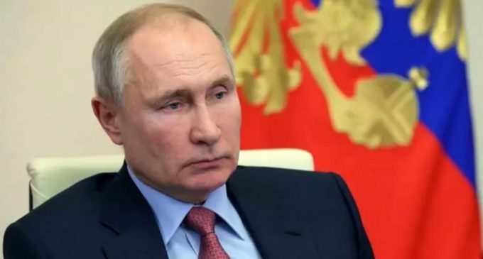 Путін висунув ультиматум Україні: “вимагаємо припинити бойові дії на Донбасі”