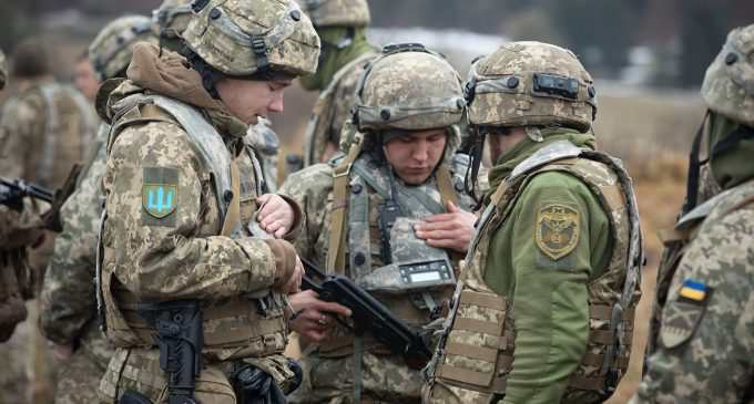 Бойовики на Донбасі побачили “найманців з Польщі”. Україна спростовує: воюють тільки українці