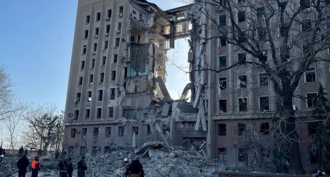 З’явилося фото зруйнованої Миколаївської ОДА