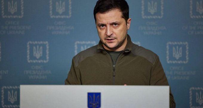НАТО дало “зелене світло” для подальшого бомбардування українських міст, – Зеленський