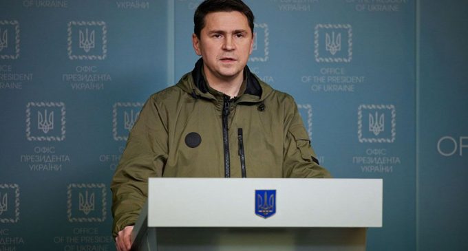 Росія свідомо шантажує світ ядерною катастрофою, – Подоляк