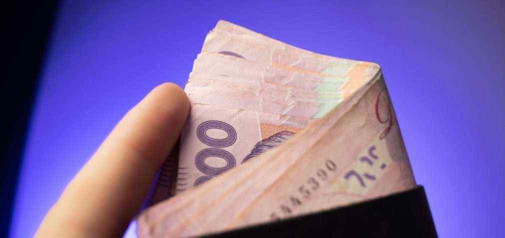 Як отримати 6500 гривень тим, хто втратив роботу через війну: інструкція Мінцифри