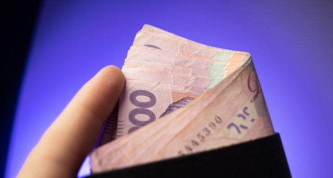 Допомога переселенцям в Україні: як отримати 6500 гривень (інструкція)