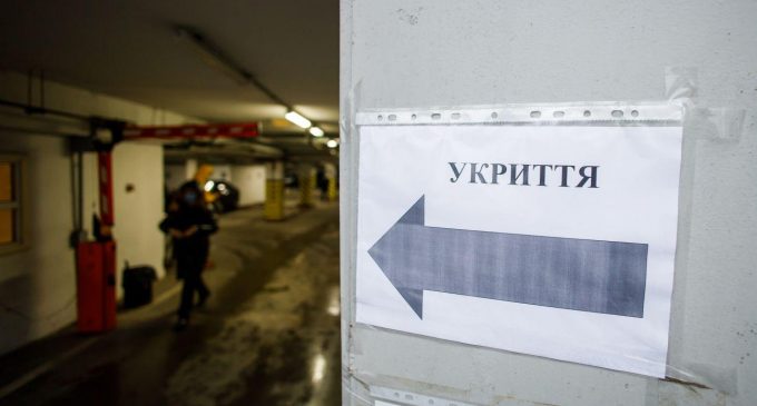 В Луцьку пролунали вибухи. Громадян закликають залишатись в укриттях