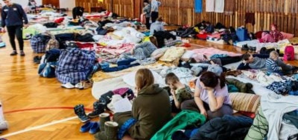 Кам’янське надає допомогу переселенцям