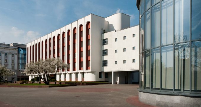 Білорусь закриває генконсульство України в Бресті і скорочує українське диппредставництво в країні