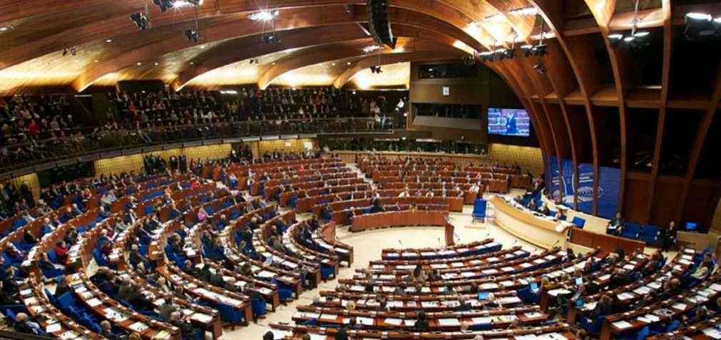 У ПАРЄ одноголосно підтримали виключення Росії з Ради Європи