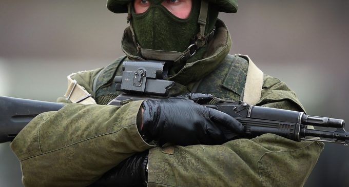Окупанти готуються до диверсій на шляхах гуманітарних вантажівок та військової допомоги
