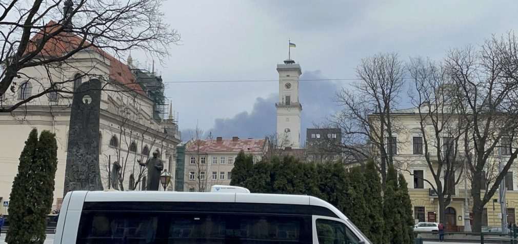 Львів піддався ще одному ракетному удару