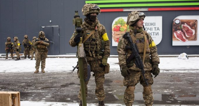 Україна продовжила воєнний стан з 26 березня ще на 30 днів