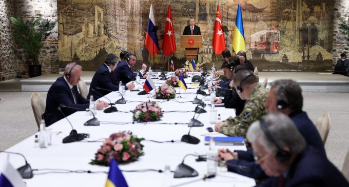 Завтра очних переговорів не буде. Російська делегація покидає Стамбул, – росЗМІ