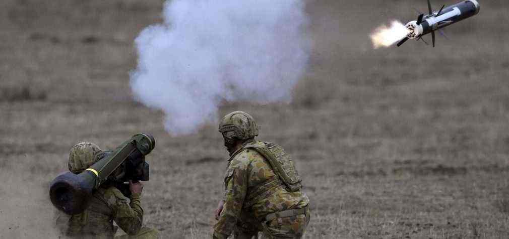 Системи ППО, “Стінгери” та протитанкові засоби: яку допомогу запросила Україна від США