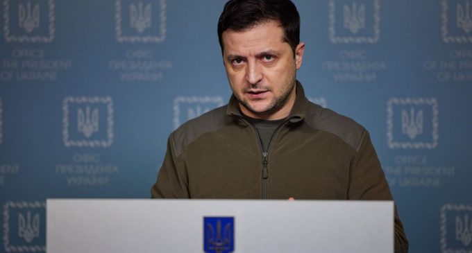 Путін знаходиться в інформаційній бульбашці, він може сам закінчити війну, – Зеленський