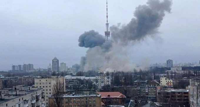 Росія атакувала телевежу у Києві. Тимчасово будуть перебої з каналами