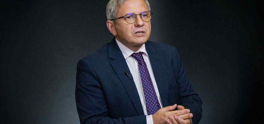 У Зеленського заявили, що збиток через вторгнення РФ перевищив 100 млрд доларів