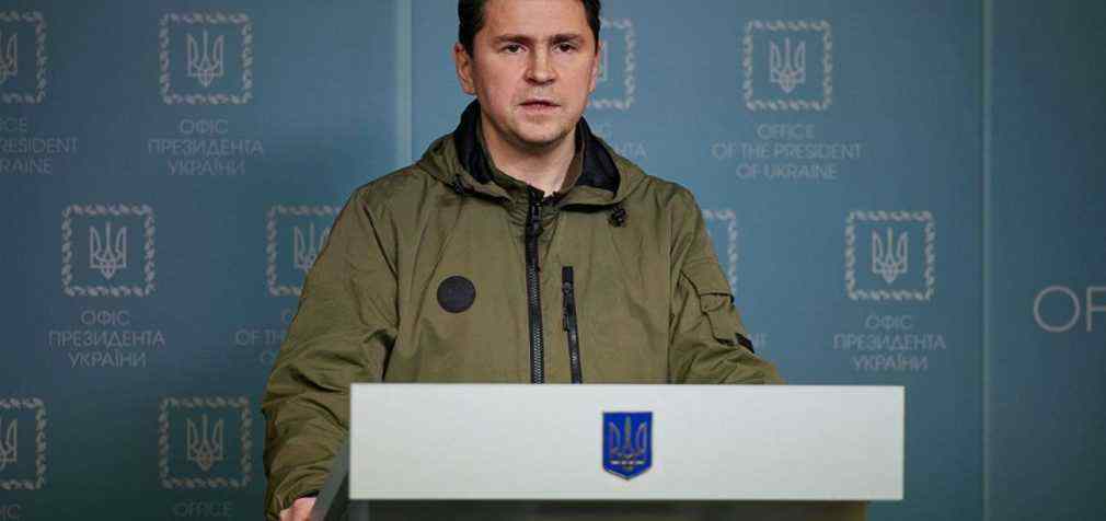 “Павуки в банці готуються жерти один одного”: Подоляк описав бачення мобілізації в РФ