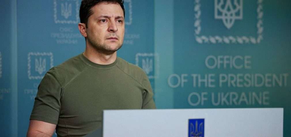 Питання деокупації Криму має бути вирішене в дипломатичному форматі, можливо, через десять років – Зеленський