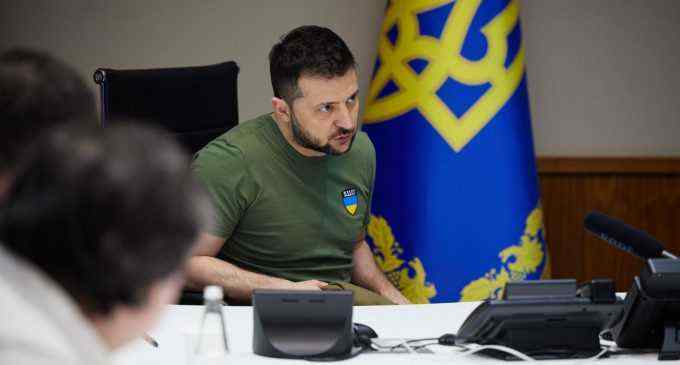Зеленський про “розвіддані” Наришкіна про Польщу: інформаційні ракети сіють паніку